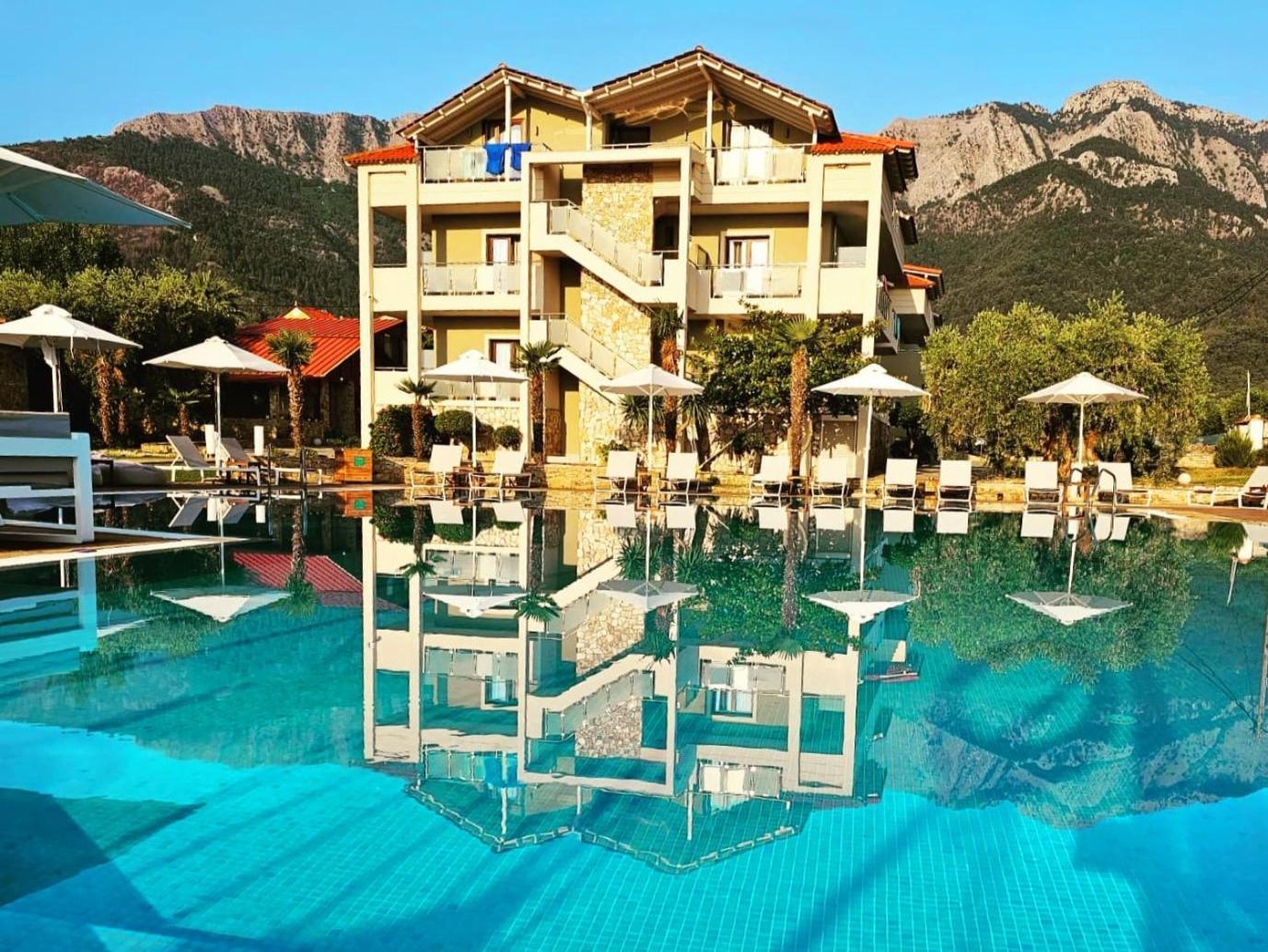 Korina Hotel Скала Потамияс Екстериор снимка
