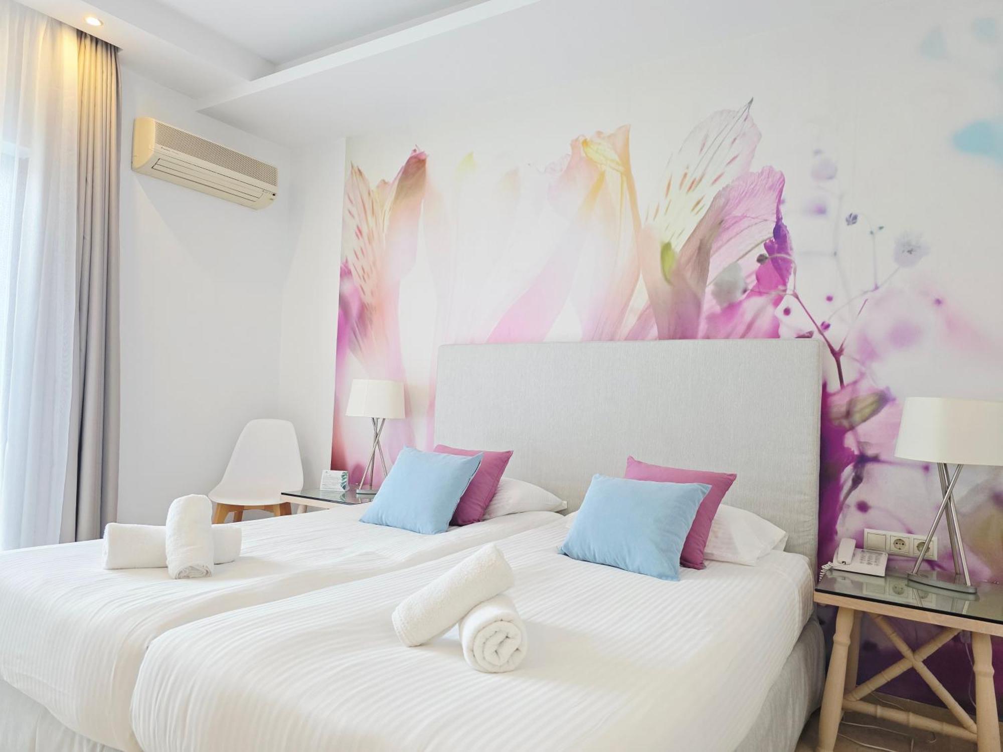 Korina Hotel Скала Потамияс Екстериор снимка