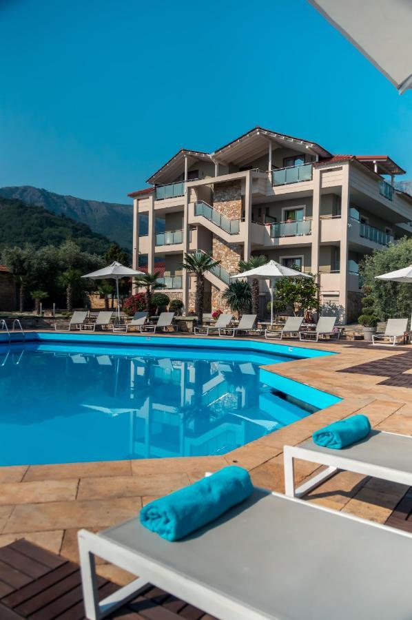 Korina Hotel Скала Потамияс Екстериор снимка